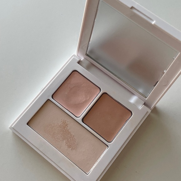 MAKEUP BY MARIO Master Eye Prep & Set™ in Shade Light - Picture 3 of 3